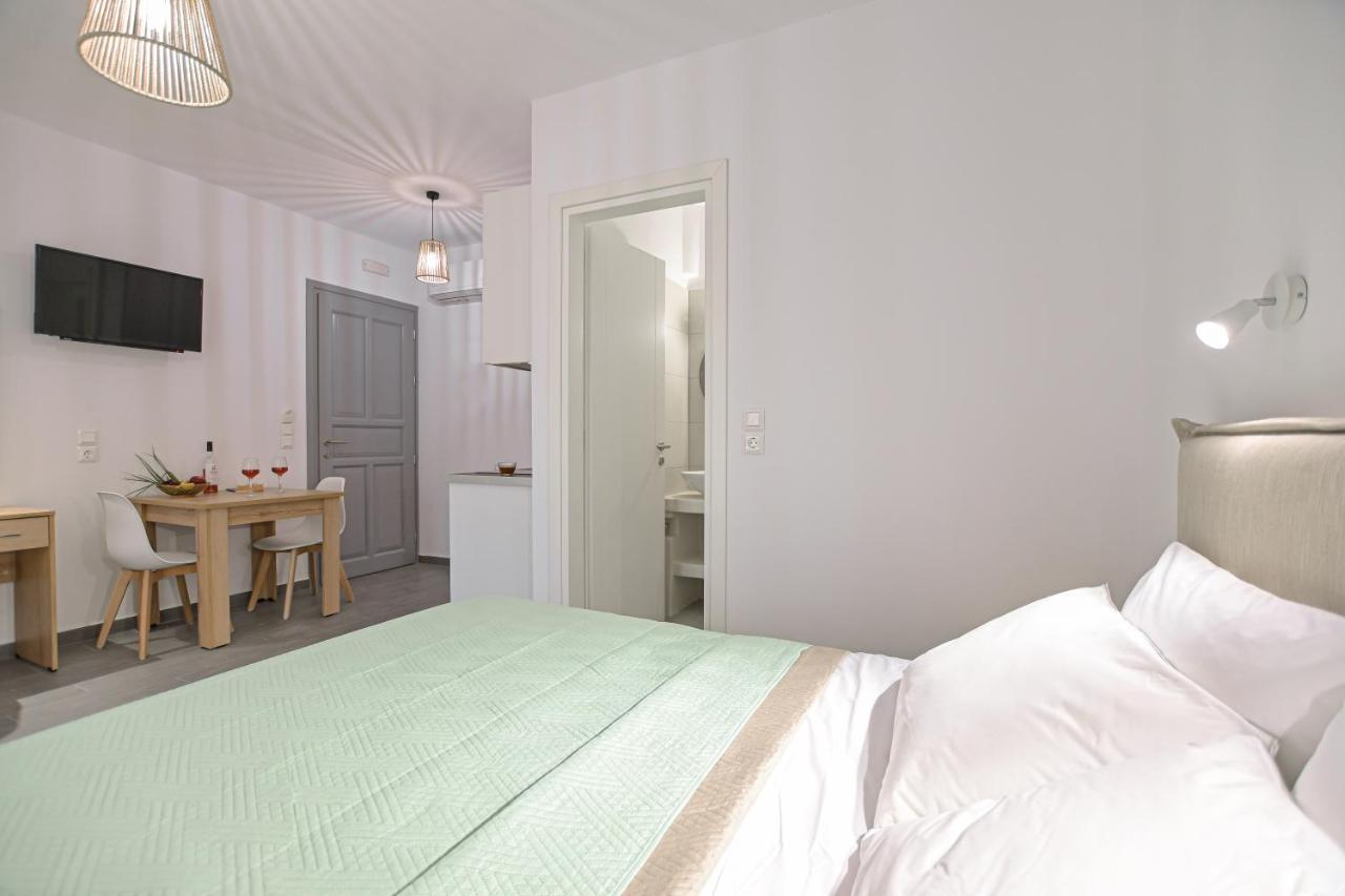 Vive Mare Plaka II Aparthotel ภายนอก รูปภาพ