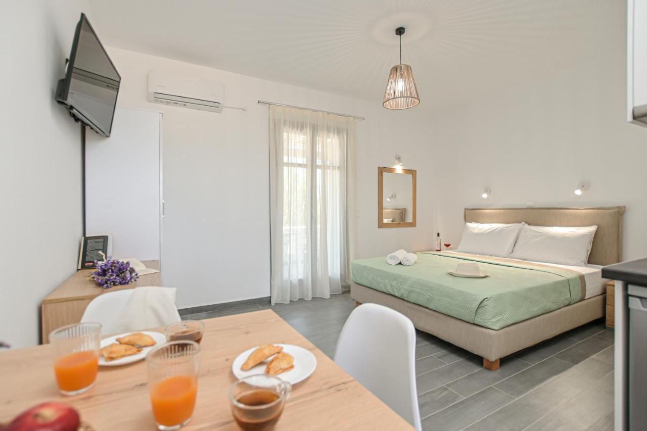 Vive Mare Plaka II Aparthotel ภายนอก รูปภาพ